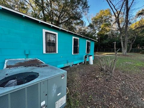 Tiny photo for 1312 Alabama Street, Tallahassee, FL 32304 (MLS # 395600)