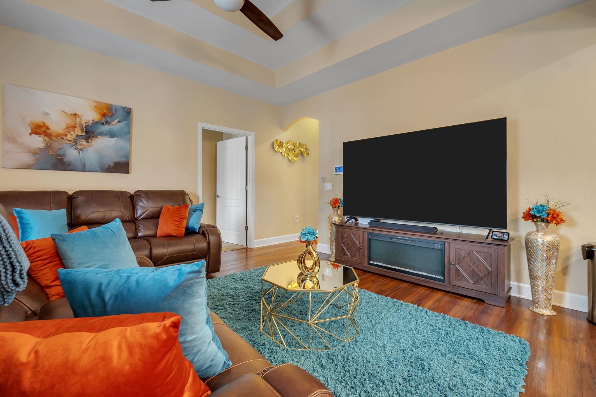 420 N Charles Willis