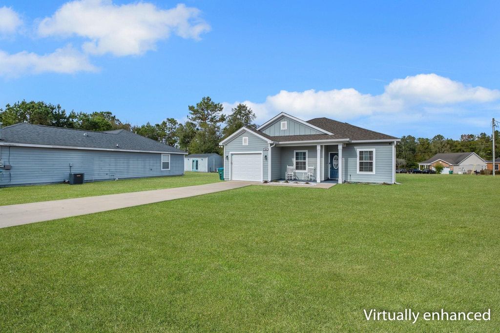 Photo of 420 N Charles, Midway, FL 32343 (MLS # 394811)