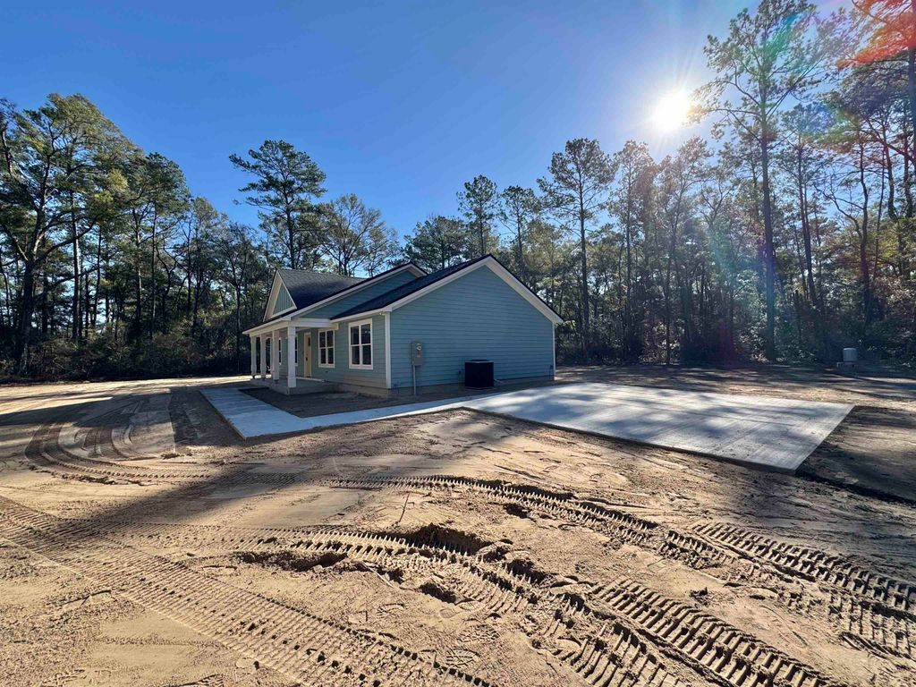 Photo of 115 Holy Ghost Court, Crawfordville, FL 32327 (MLS # 394882)