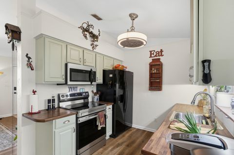 Tiny photo for 37 Fox Run Circle, Crawfordville, FL 32327 (MLS # 402929)