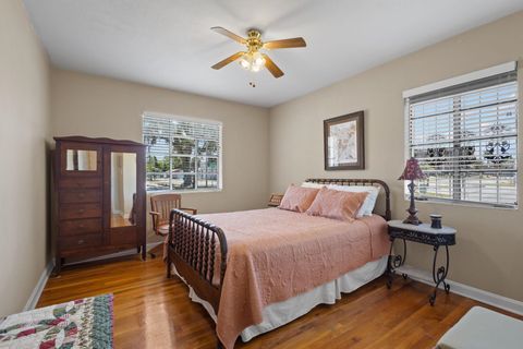 Tiny photo for 304 E Main Street, Perry, FL 32347 (MLS # 399505)