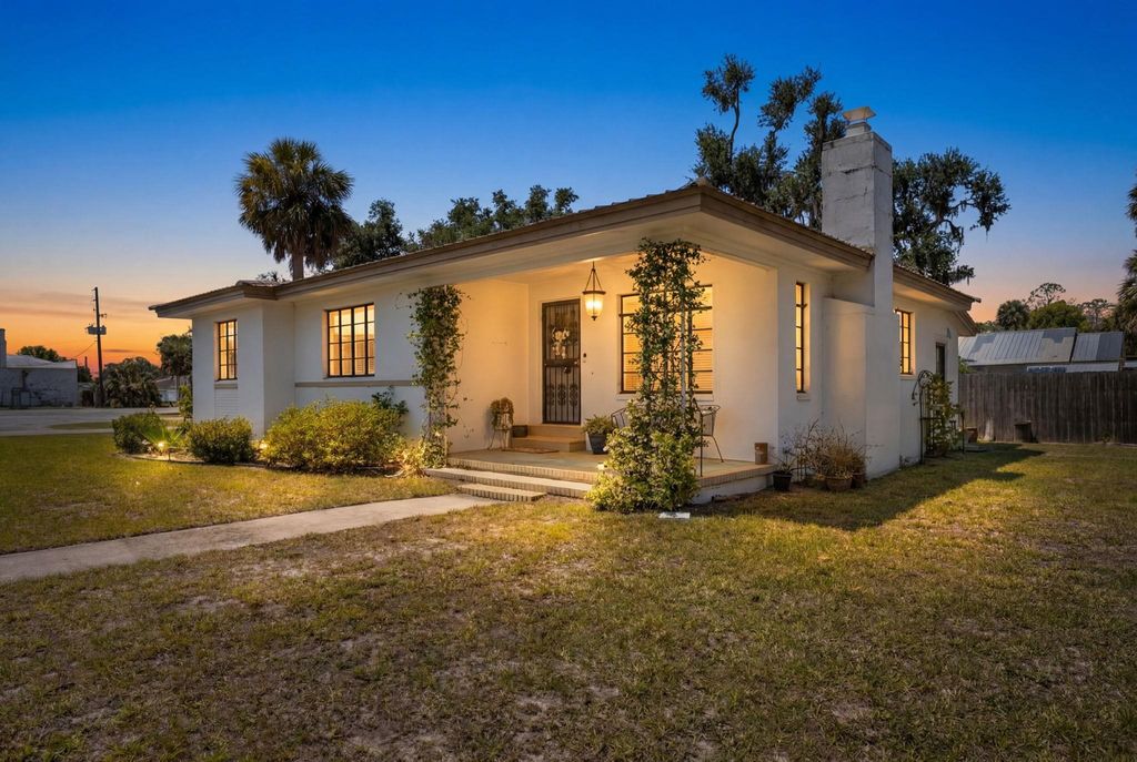 Photo of 304 E Main Street, Perry, FL 32347 (MLS # 399505)