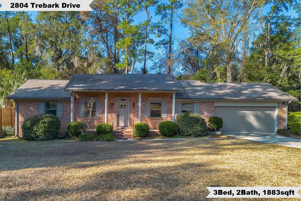 Photo of 2804 Trebark Drive, Tallahassee, FL 32312 (MLS # 395947)
