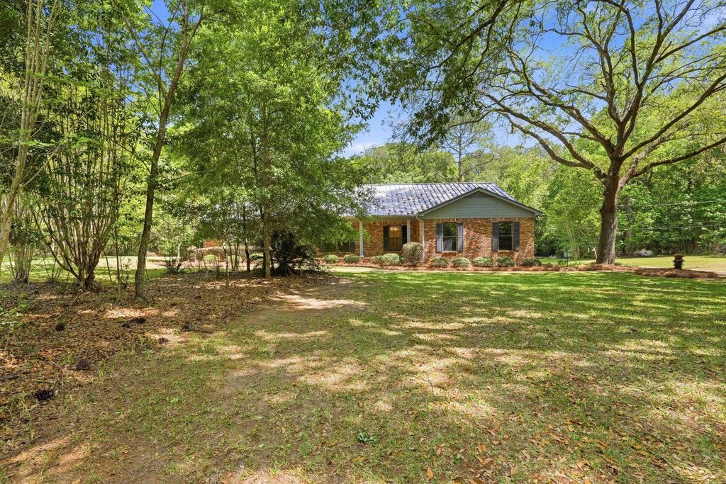 Photo of 7161 OX BOW Circle, Tallahassee, FL 32312 (MLS # 402649)