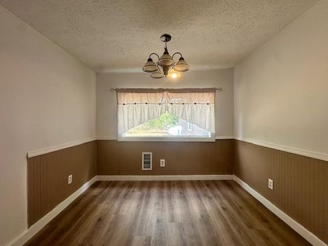 Tiny photo for 16437 NW County Road 12, Bristol, FL 32321 (MLS # 397992)