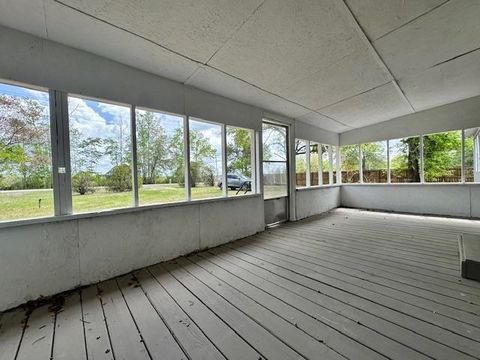 Tiny photo for 16437 NW County Road 12, Bristol, FL 32321 (MLS # 397992)