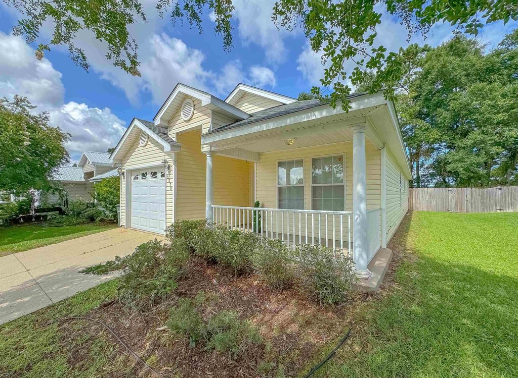 Photo of 3578 JIM LEE Road, Tallahassee, FL 32301 (MLS # 399954)