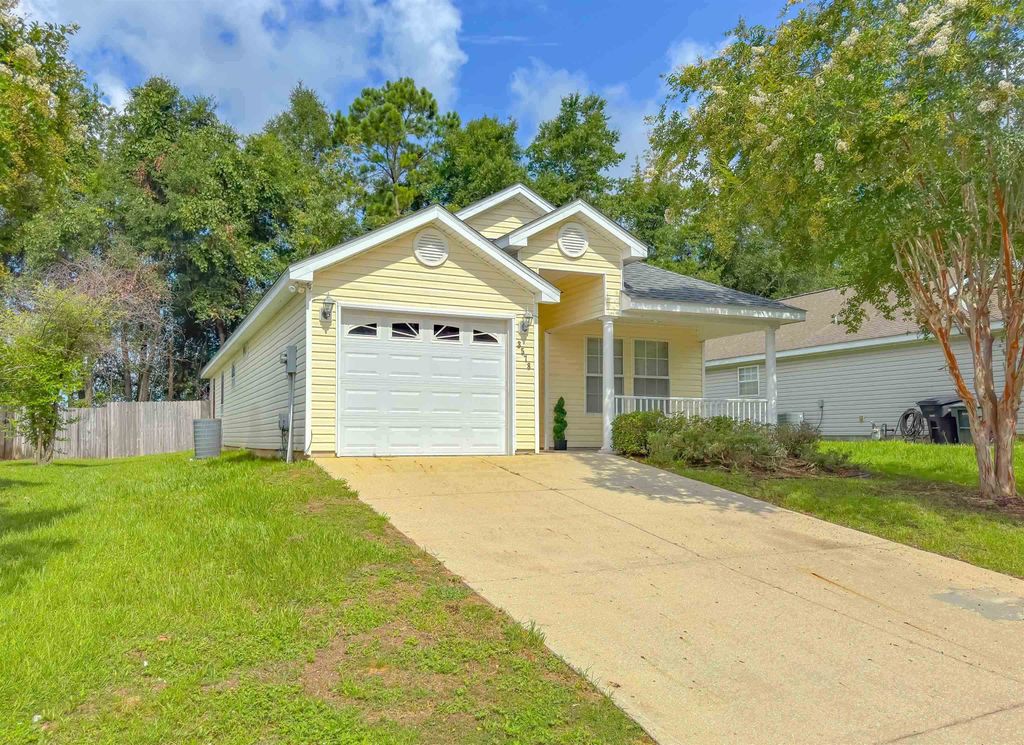 Photo of 3578 JIM LEE Road, Tallahassee, FL 32301 (MLS # 399954)