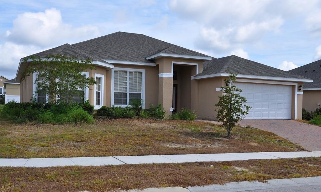 Photo of 7101 White Trillium Circle, Other Florida, FL 32818 (MLS # 399025)
