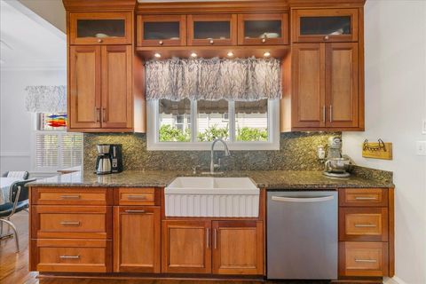 Tiny photo for 510 Beard Street, Tallahassee, FL 32303 (MLS # 392754)