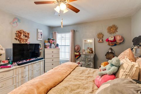 Tiny photo for 2321 Hartsfield Way Way, Tallahassee, FL 32303 (MLS # 395892)