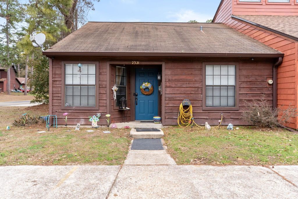 Photo of 2321 Hartsfield Way Way, Tallahassee, FL 32303 (MLS # 395892)