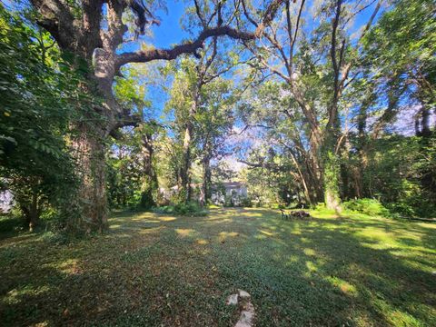 Tiny photo for 110 Barbara Street, Tallahassee, FL 32304 (MLS # 399534)