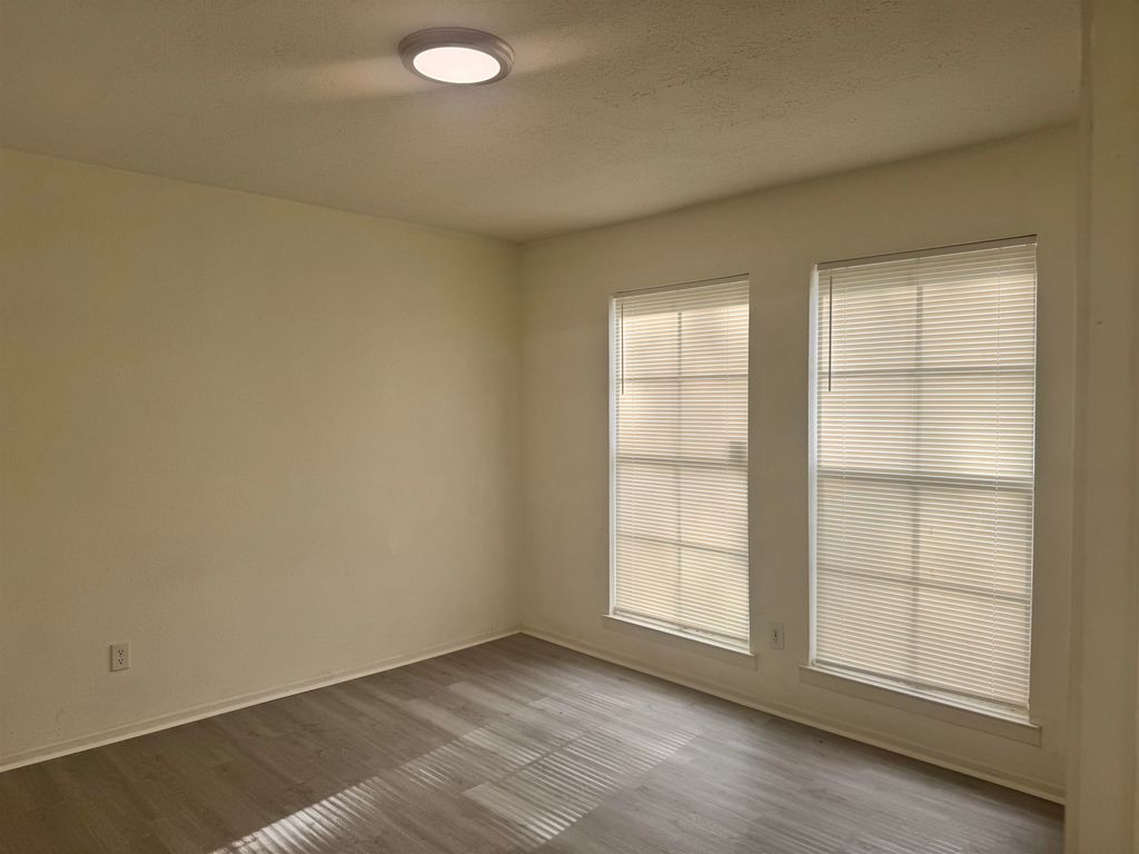 Photo of 2020 Continental Avenue #221, Tallahassee, FL 32304 (MLS # 391105)