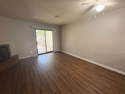 Tiny photo for 1862 Sylvan Court, Tallahassee, FL 32303 (MLS # 390876)