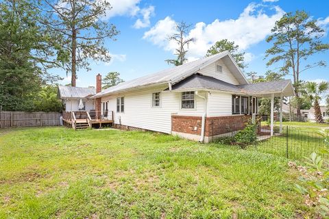 Tiny photo for 155 E Seminole Avenue, Monticello, FL 32344 (MLS # 398067)