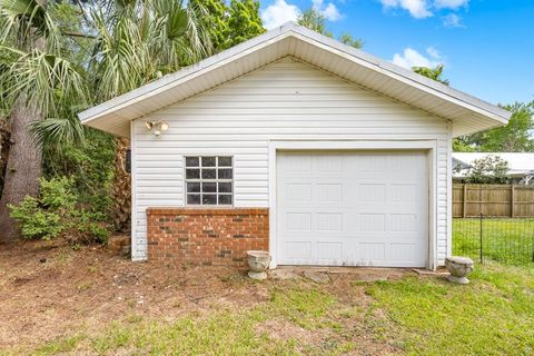 Tiny photo for 155 E Seminole Avenue, Monticello, FL 32344 (MLS # 398067)