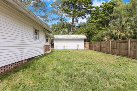 Tiny photo for 155 E Seminole Avenue, Monticello, FL 32344 (MLS # 398067)