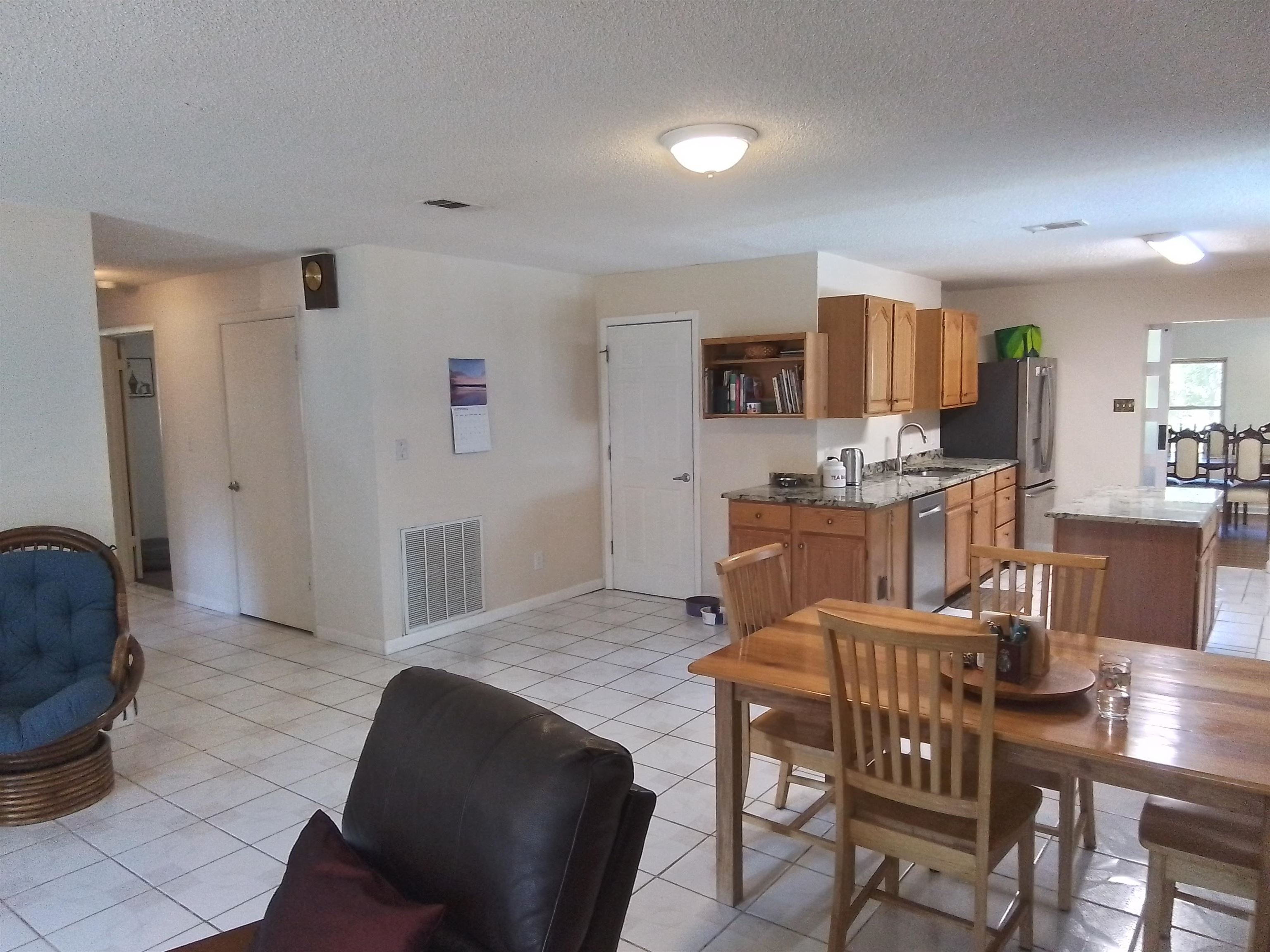 3657 Coastal Highway