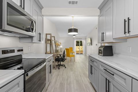 Tiny photo for 3216 Huntington Woods Blvd Blvd, Tallahassee, FL 32303 (MLS # 394473)