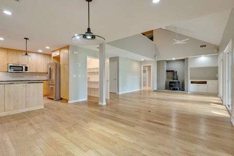 Tiny photo for 3903 DUNLEER Court, Tallahassee, FL 32309 (MLS # 389855)