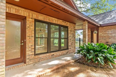 Tiny photo for 3903 DUNLEER Court, Tallahassee, FL 32309 (MLS # 389855)