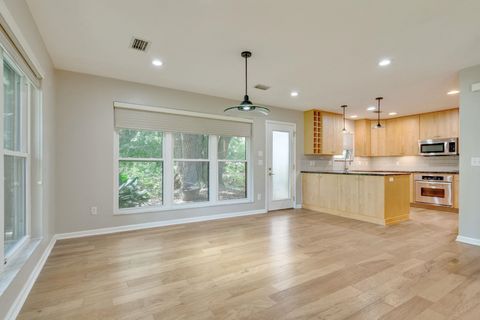 Tiny photo for 3903 DUNLEER Court, Tallahassee, FL 32309 (MLS # 389855)