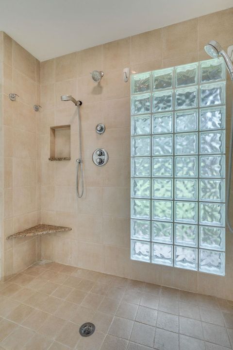 Tiny photo for 3903 DUNLEER Court, Tallahassee, FL 32309 (MLS # 389855)