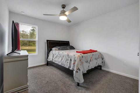 Tiny photo for 42 E Pecan Street, Crawfordville, FL 32327 (MLS # 397910)