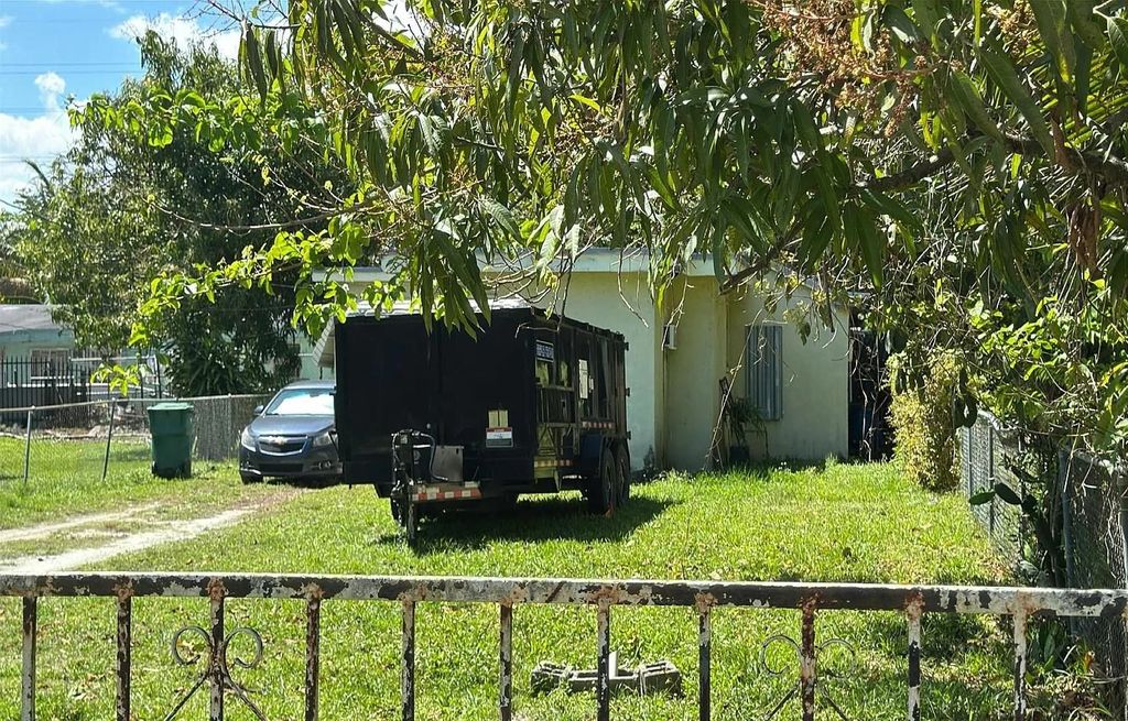 Photo of 9416 NW 4th Avenue, Miami, FL 33150 (MLS # 398334)