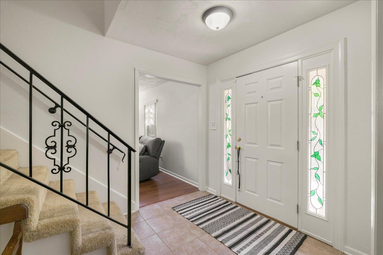 3822 Leane Drive