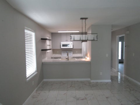 Tiny photo for 3526 Sedona Loop #B, Tallahassee, FL 32308 (MLS # 400641)