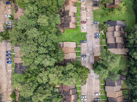 Tiny photo for 1214 High Road Rd, Tallahassee, FL 32304 (MLS # 390078)