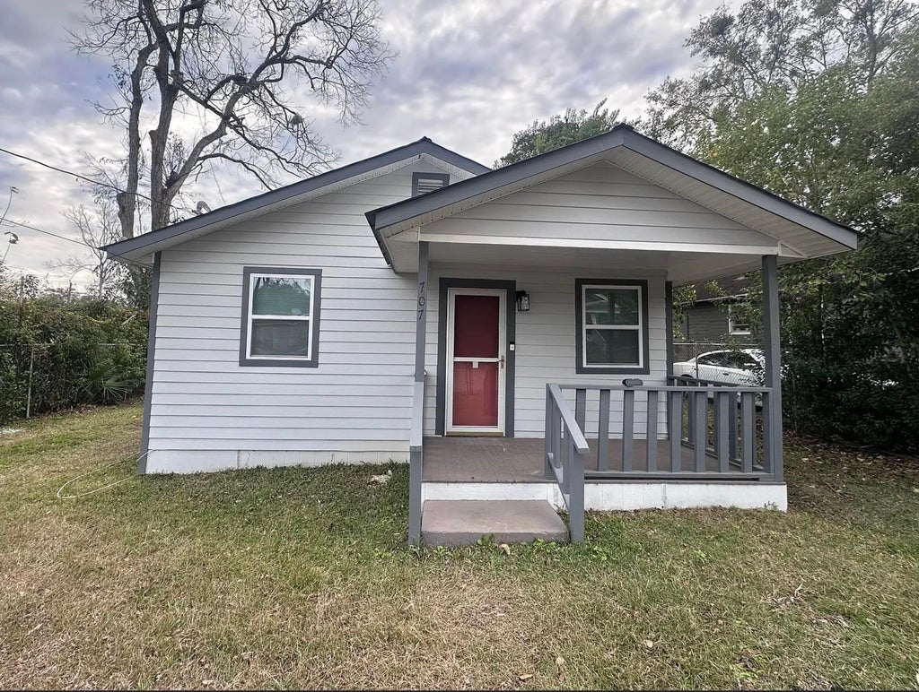 Photo of 707 Dent Street, Tallahassee, FL 32304 (MLS # 403026)
