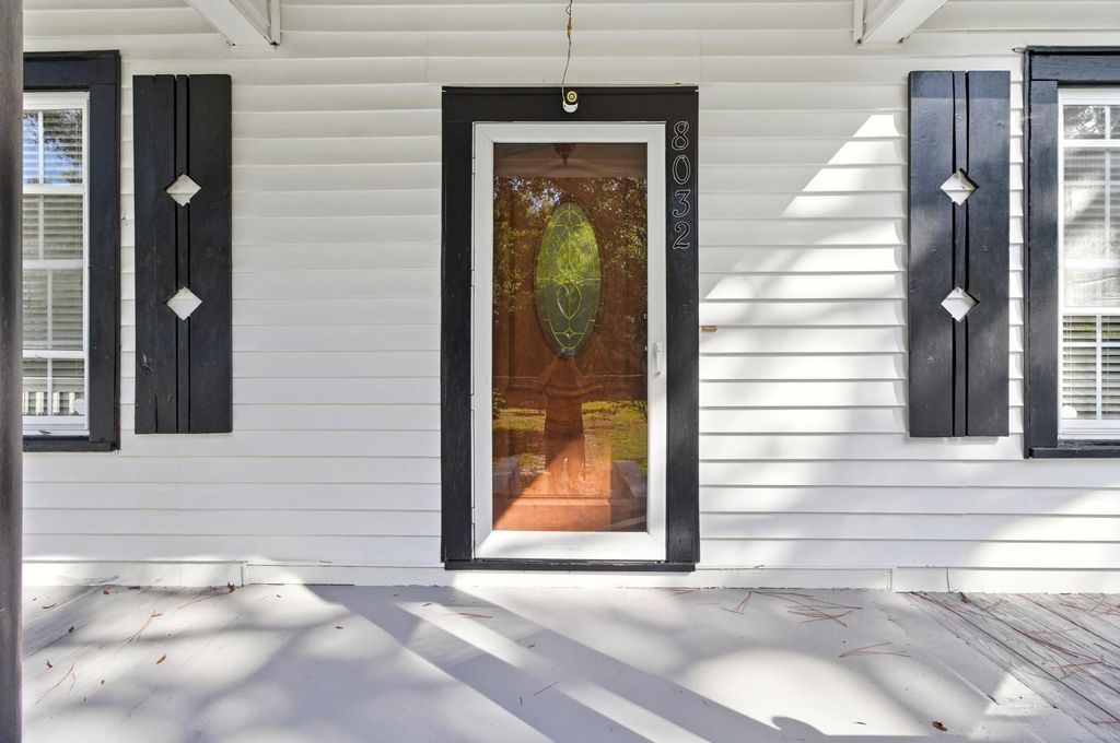 Photo of 8032 Baby Farm Drive, Tallahassee, FL 32310 (MLS # 391922)