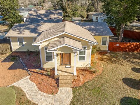 A home in Crawfordville