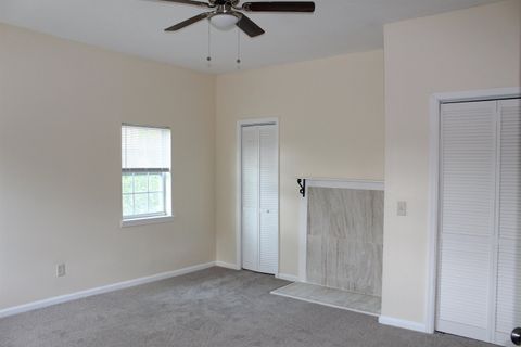 Tiny photo for 485 SW Jordan Street, Madison, FL 32340 (MLS # 398108)