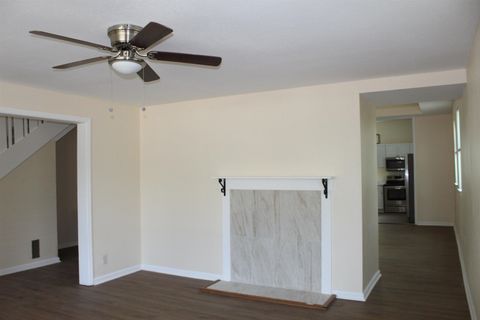 Tiny photo for 485 SW Jordan Street, Madison, FL 32340 (MLS # 398108)