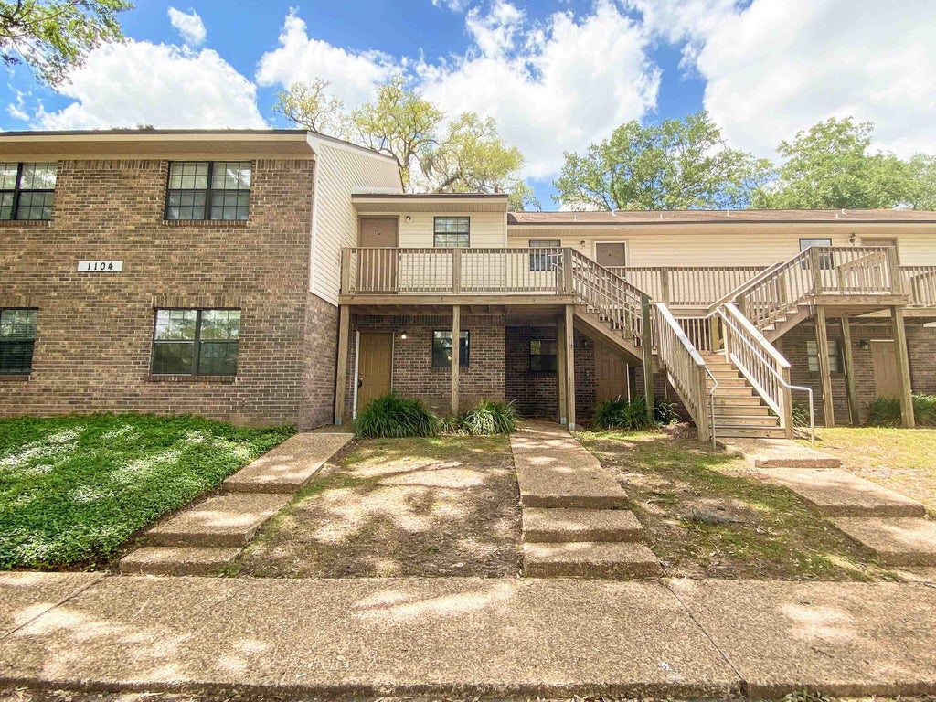 Photo of 1104 Green Tree Court #A, Tallahassee, FL 32304 (MLS # 402304)