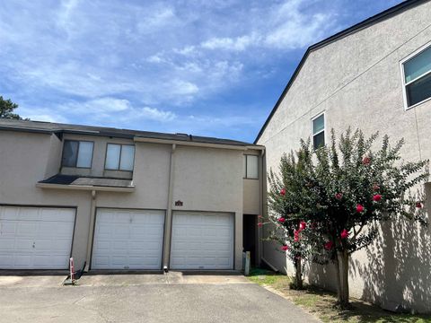 Tiny photo for 1327 Airport Drive #E11, Tallahassee, FL 32304 (MLS # 400886)
