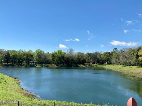 Tiny photo for 1327 Airport Drive #E11, Tallahassee, FL 32304 (MLS # 400886)