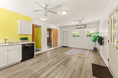 Tiny photo for 1407 Shady Rest Road, Havana, FL 32333 (MLS # 402908)
