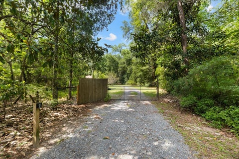 Tiny photo for 1407 Shady Rest Road, Havana, FL 32333 (MLS # 402908)
