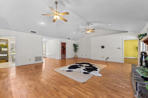 Tiny photo for 1407 Shady Rest Road, Havana, FL 32333 (MLS # 402908)