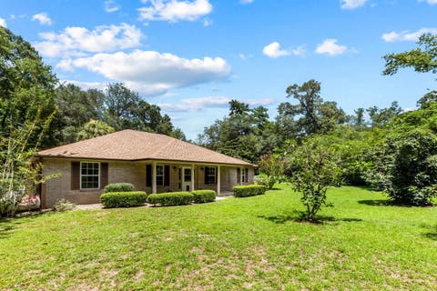 Tiny photo for 1407 Shady Rest Road, Havana, FL 32333 (MLS # 402908)