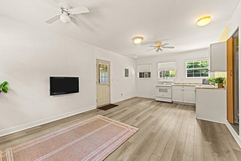 Tiny photo for 1407 Shady Rest Road, Havana, FL 32333 (MLS # 402908)
