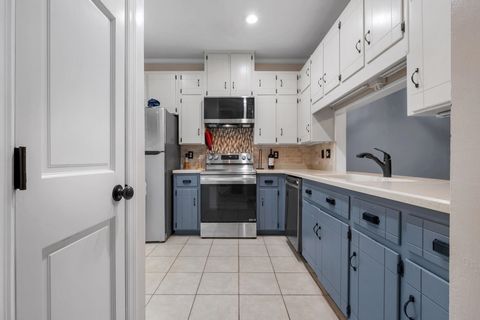 Tiny photo for 479 E Van Buren Street, Tallahassee, FL 32301 (MLS # 390813)