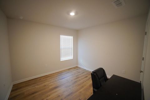 Tiny photo for 4053 Brownstone Way, Tallahassee, FL 32311 (MLS # 395104)