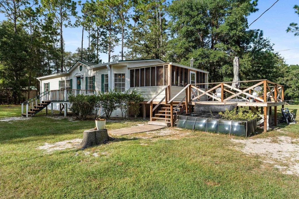 Photo of 8334 AVALON Drive, Tallahassee, FL 32305 (MLS # 391132)